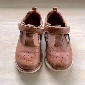 Surprise by Stride Rite Size 7 Shoes